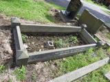 image of grave number 684501